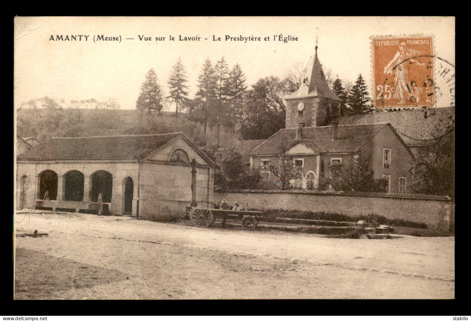 55 - AMANTY - LE LAVOIR, LE PRESBYTERE ET L'EGLISE - SANS EDITEUR - Altri & Non Classificati