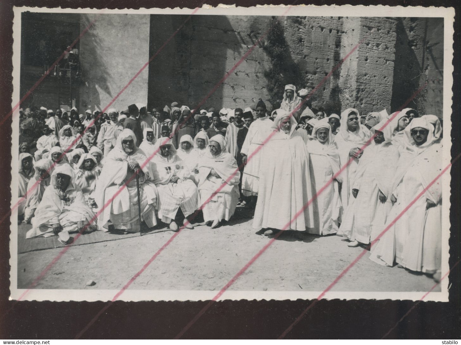 MAROC - FES - CEREMONIE  EN L'HONNEUR DE L'ARRIVEE DU RESIDANT GENERAL LABONNE MARS 1946 - COHEN & ZAZ - FT 17.5 X 12 - Orte