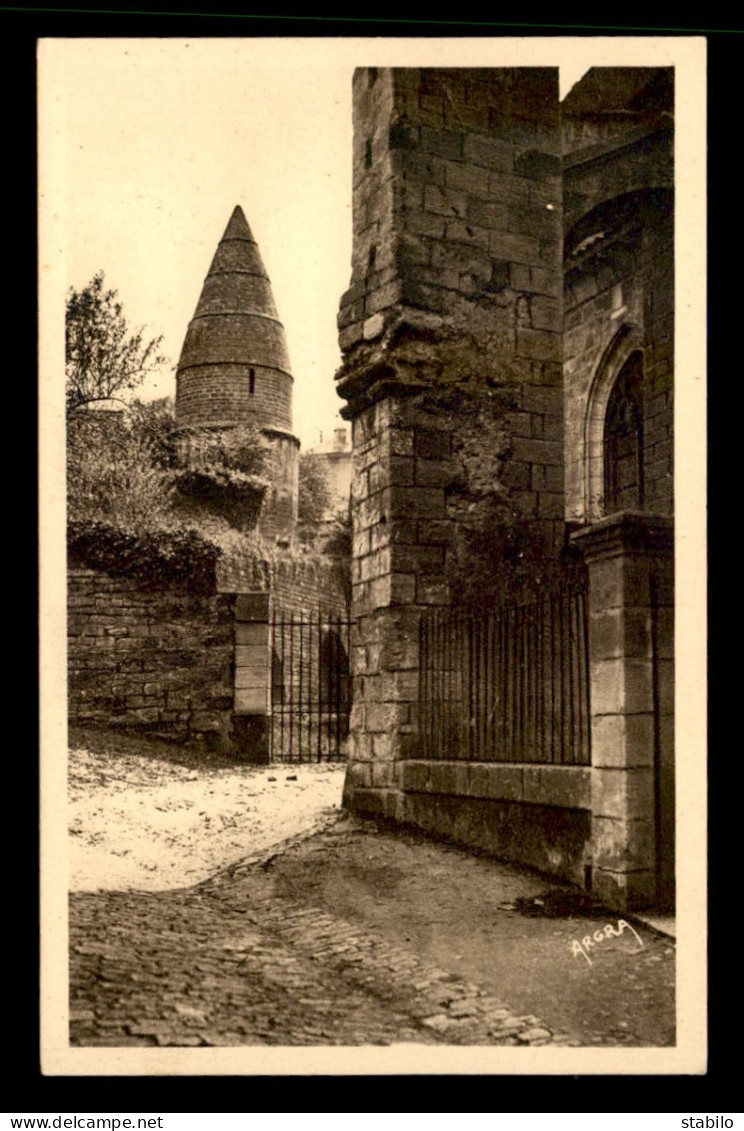 24 - SARLAT - LANTERNE DES MORTS - Sarlat La Caneda