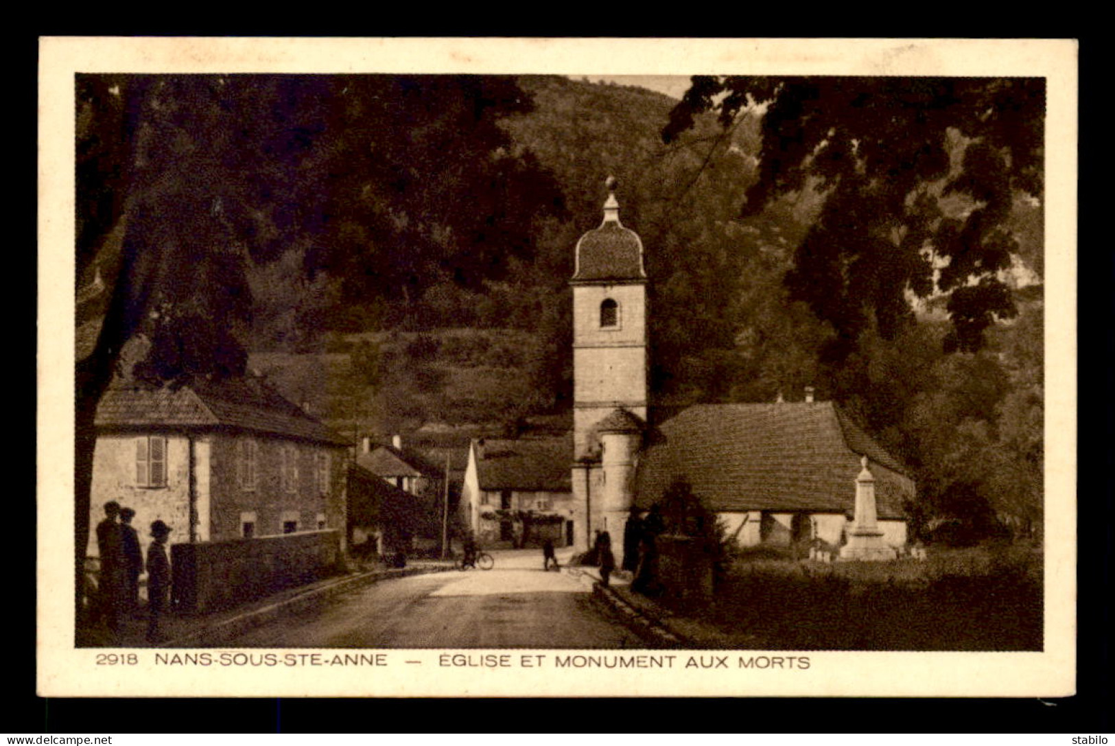 25 - NANS-SOUS-STE-ANNE - EGLISE ET MONUMENT AUX MORTS - Sonstige & Ohne Zuordnung