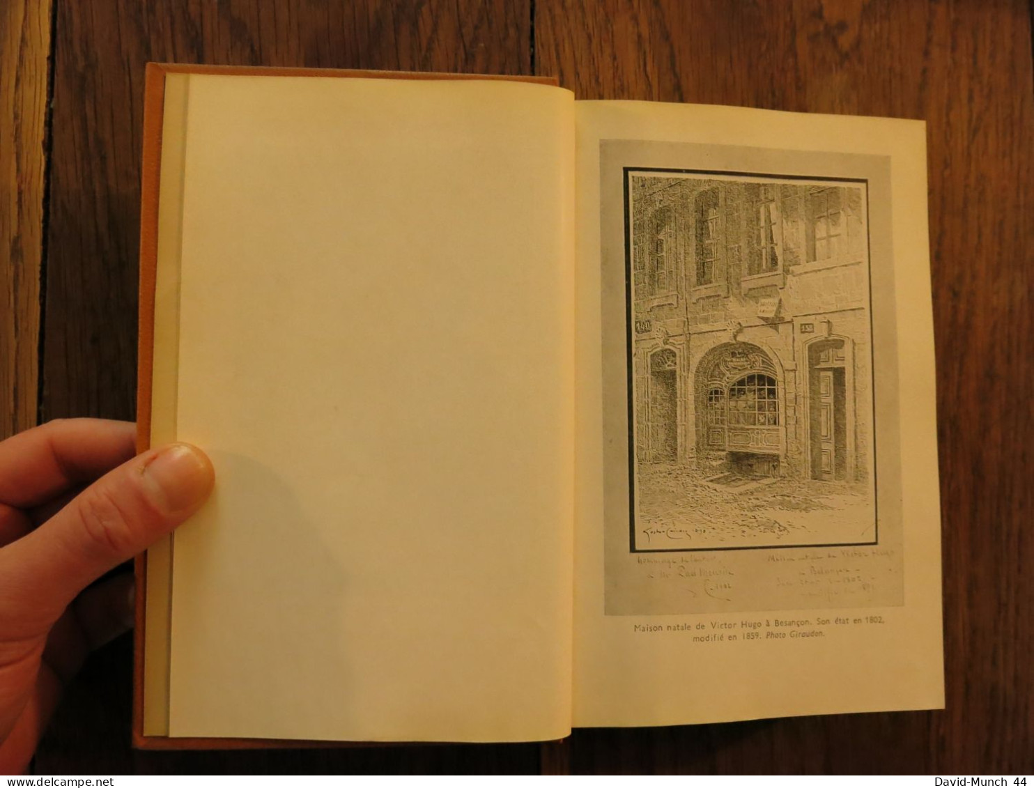 Notre-Dame De Paris De Victor Hugo. Editions Baudelaire, Collection Les Chefs-d'œuvre Du Génie Humain, Paris. 1968 - Auteurs Classiques