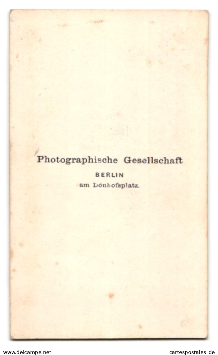 Fotografie Photogr. Gesellschaft Berlin, Berlin, Am Dönhofsplatz, Portrait Herr Im Grauen Anzug Mit Vollbart  - Anonymous Persons