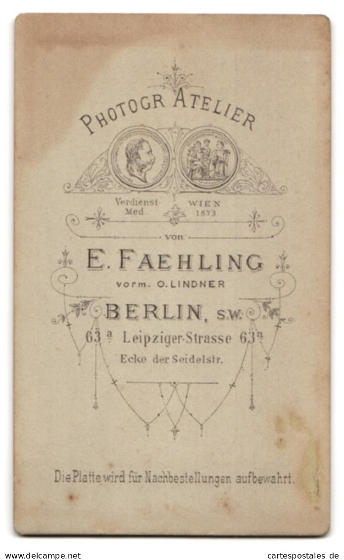 Fotografie E. Faehling, Berlin-SW, Leipziger-Str. 63 A, Bürgerliche Dame Im Kleid  - Persone Anonimi