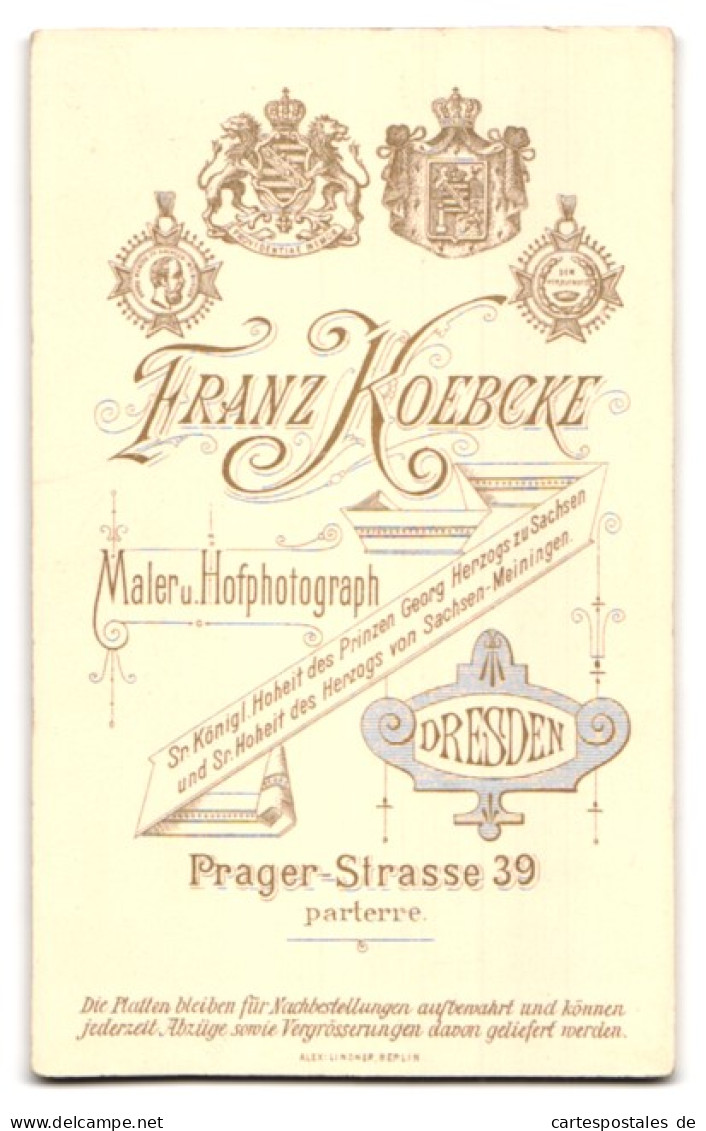Fotografie Franz Koebcke, Dresden, Prager-Strasse 39, Frau Im Spitzenkleid Mit Doppelkinn  - Personnes Anonymes