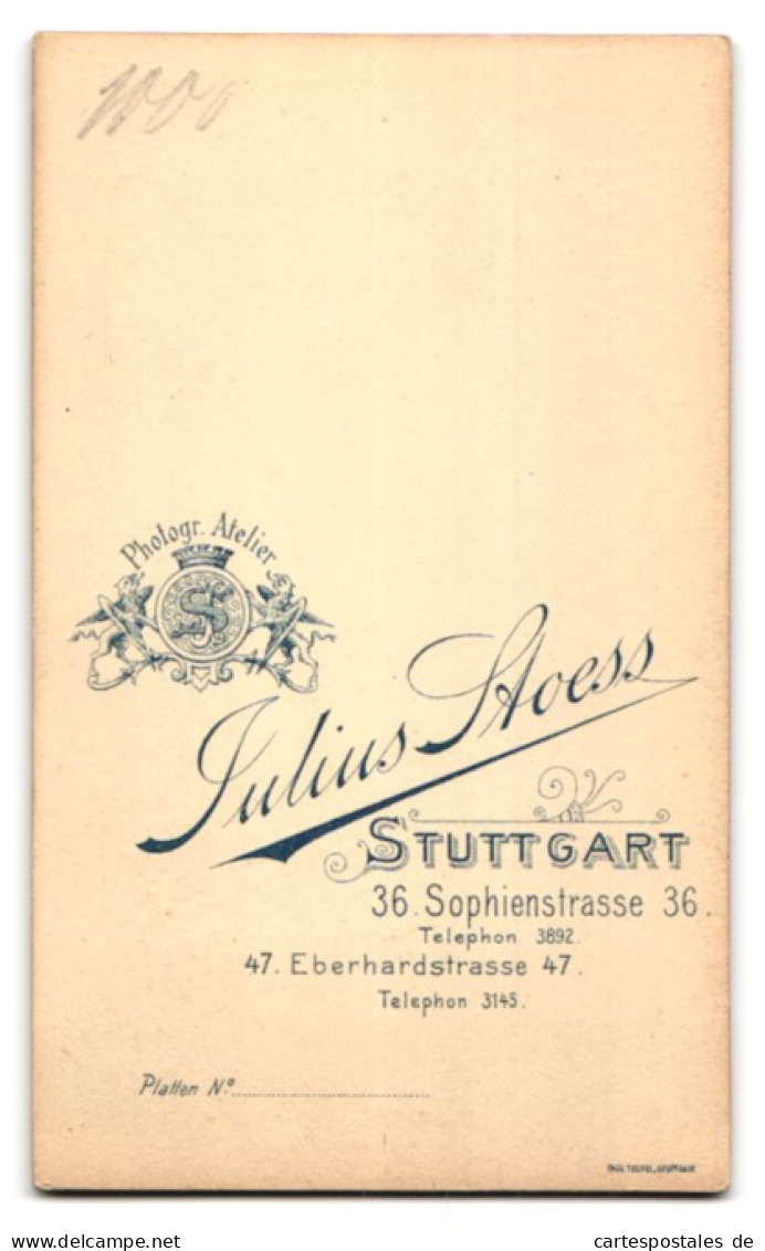 Fotografie Julius Stoess, Stuttgart, Sophienstrasse 36, Adretter Herr Mit Schnauzer Im Anzug  - Personas Anónimos
