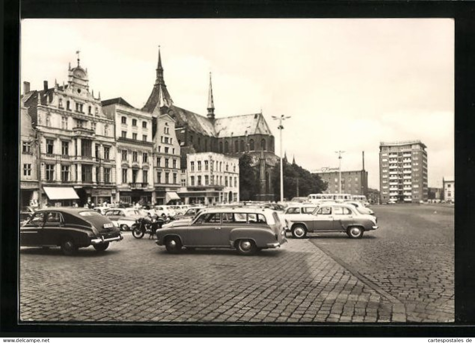 AK Rostock, Markt Mit Marienkirche Und Hochhaus  - Sonstige & Ohne Zuordnung