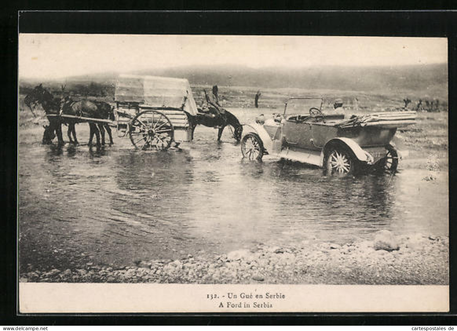 AK Un Gué En Serbie, Ford In Serbien Bei Einer Flussüberquerung  - War 1914-18