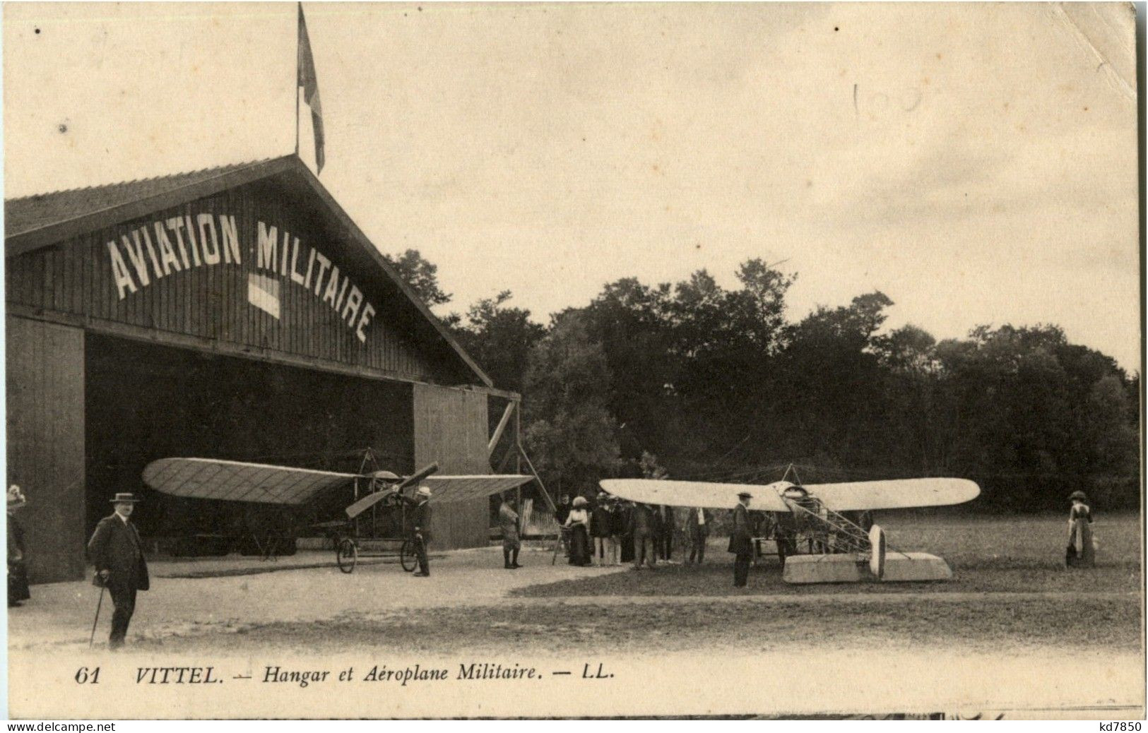 Vittel - Hangar Et Aeroplane Militaire - 1914-1918: 1ère Guerre