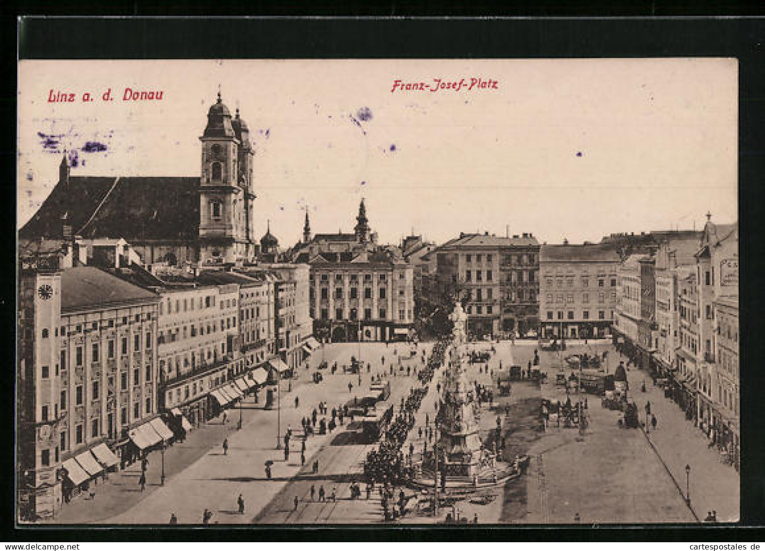 AK Linz A. D. Donau, Franz-Josef-Platz Mit Denkmal Und Strassenbahn  - Strassenbahnen