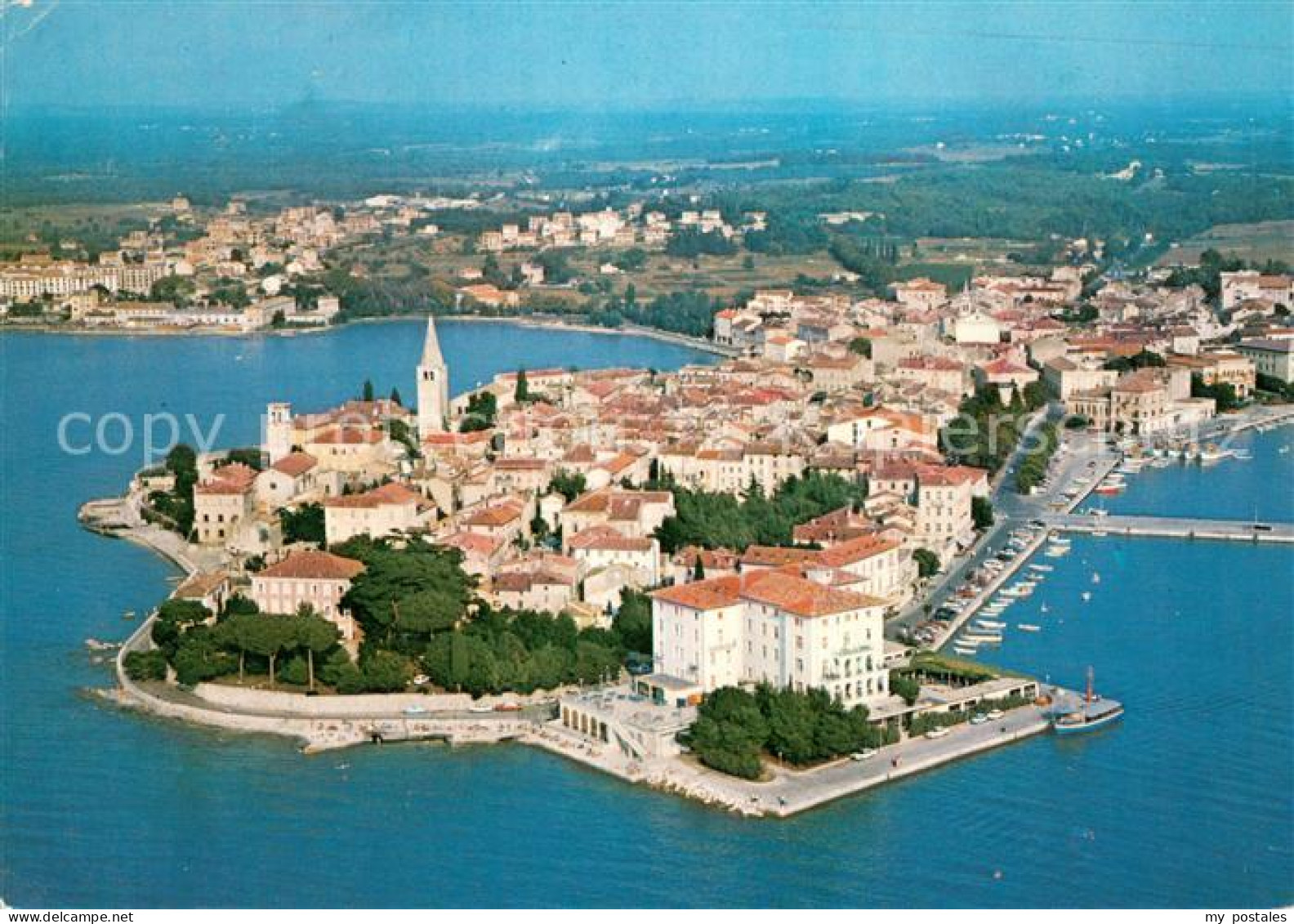 73662948 Porec Halbinsel Altstadt Fliegeraufnahme Porec - Croacia