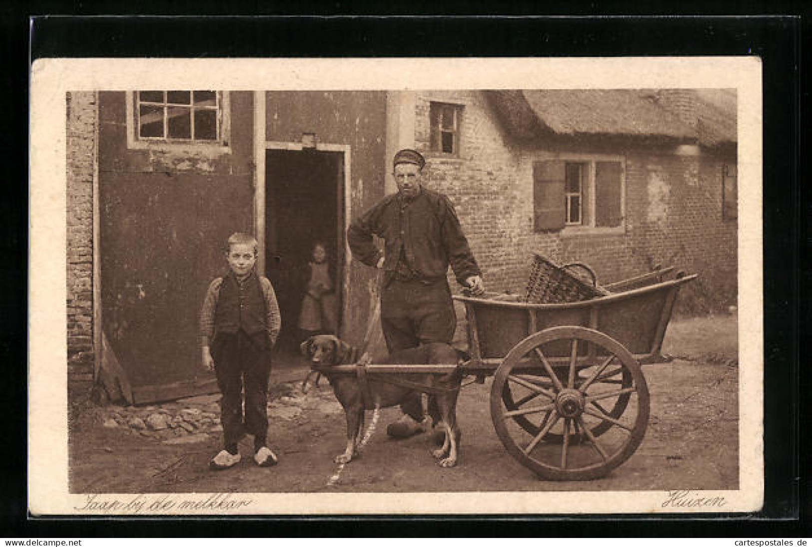 AK Hundegespann Mit Mann Und Junge In Holzschuhen  - Dogs