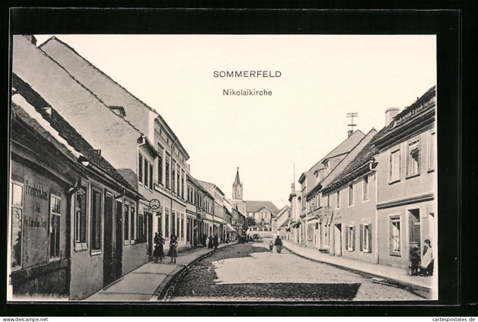 AK Sommerfeld /N.-L., Strassenpartie Mit Geschäften Und Blick Zur Nikolaikirche  - Sonstige & Ohne Zuordnung