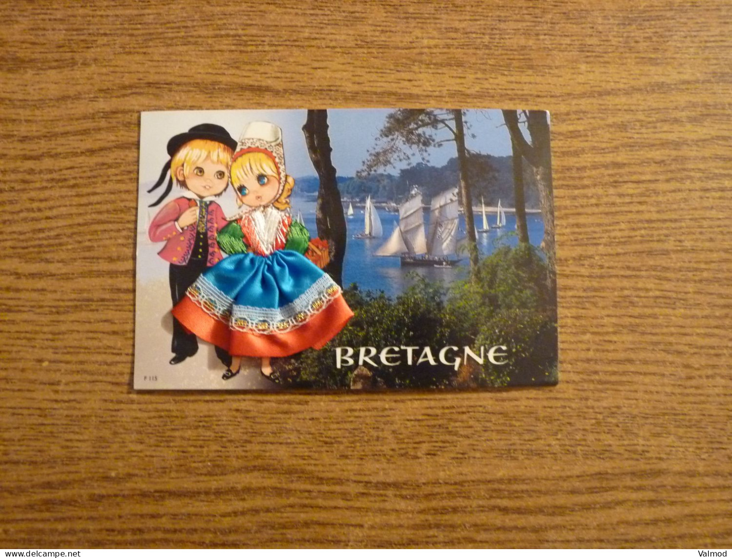 Carte Brodée "Bretagne" -Jeune Couple - Jeune Fille Costume Brodé/Tissu- 10x15cm Env. - Bordados