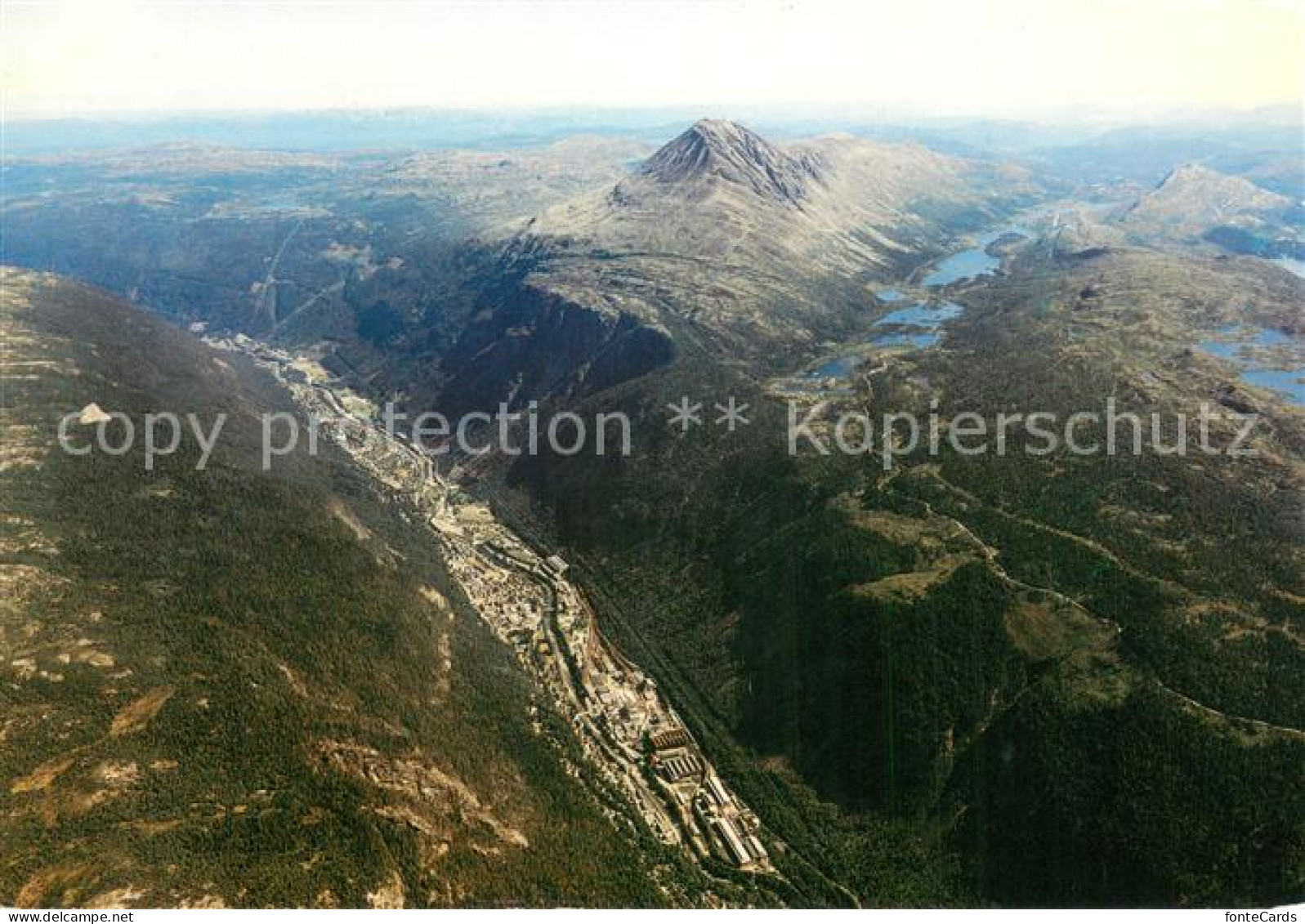 73661301 Rjukan Med Gaustatoppen Fliegeraufnahme Rjukan - Norwegen