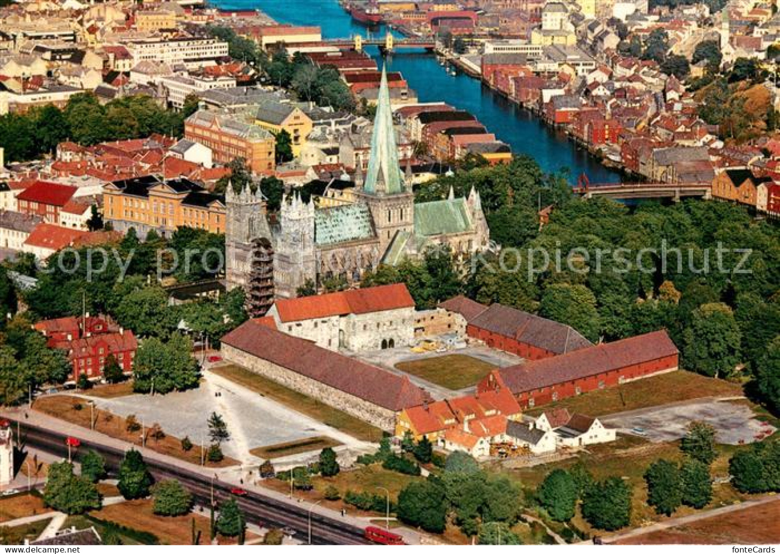 73661278 Trondheim Fliegeraufnahme Mit Stadt Und Nidaros Cathedrale Trondheim - Norwegen