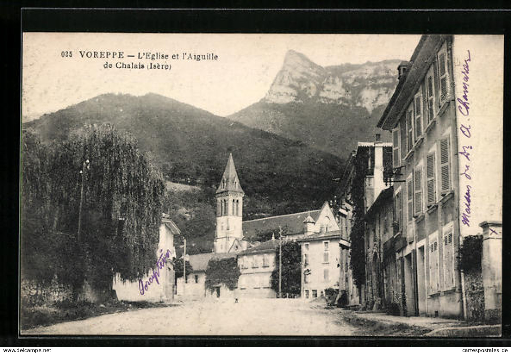 CPA Voreppe, L`Eglise Et L`Aiguille De Chalais  - Voreppe