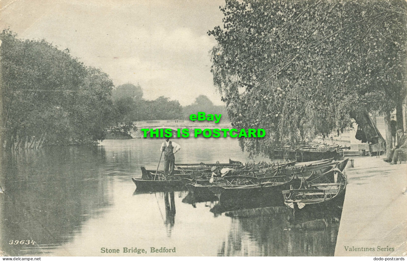 R567866 39634. Stone Bridge. Bedford. Valentines Series - World