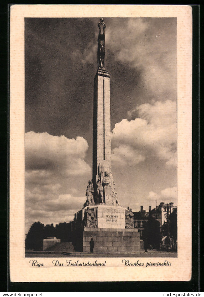 AK Riga, Am Freiheitsdenkmal, Brivibas Piemineklis  - Lettland