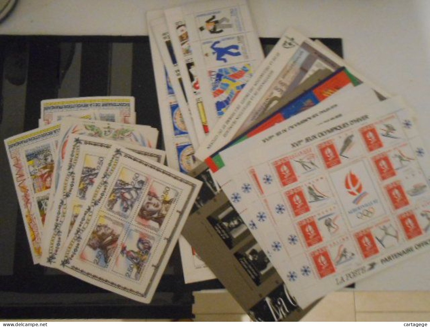 FRANCE LOT DE CARNETS ET BF FACIALE SANS LES SURTAXES DE 1066,20F (162,54€) A 50%** - Sammlungen