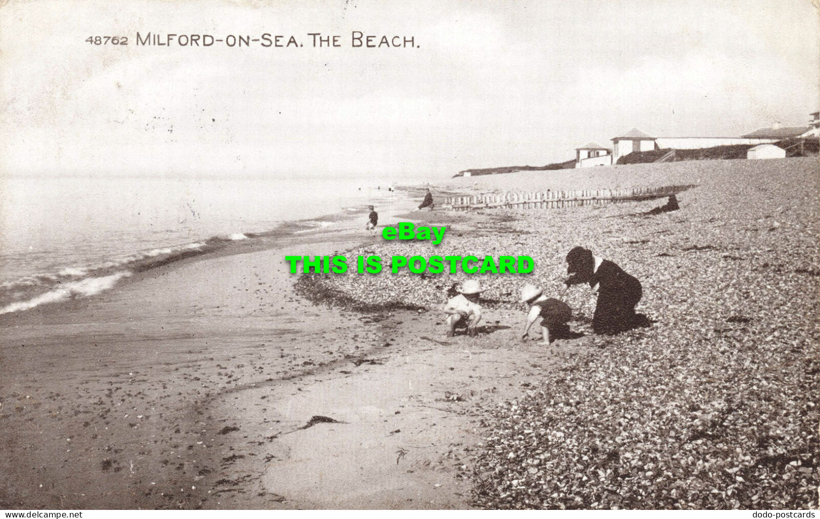 R568355 48762. Milford On Sea. Beach. Photochrom. 1922 - Mondo