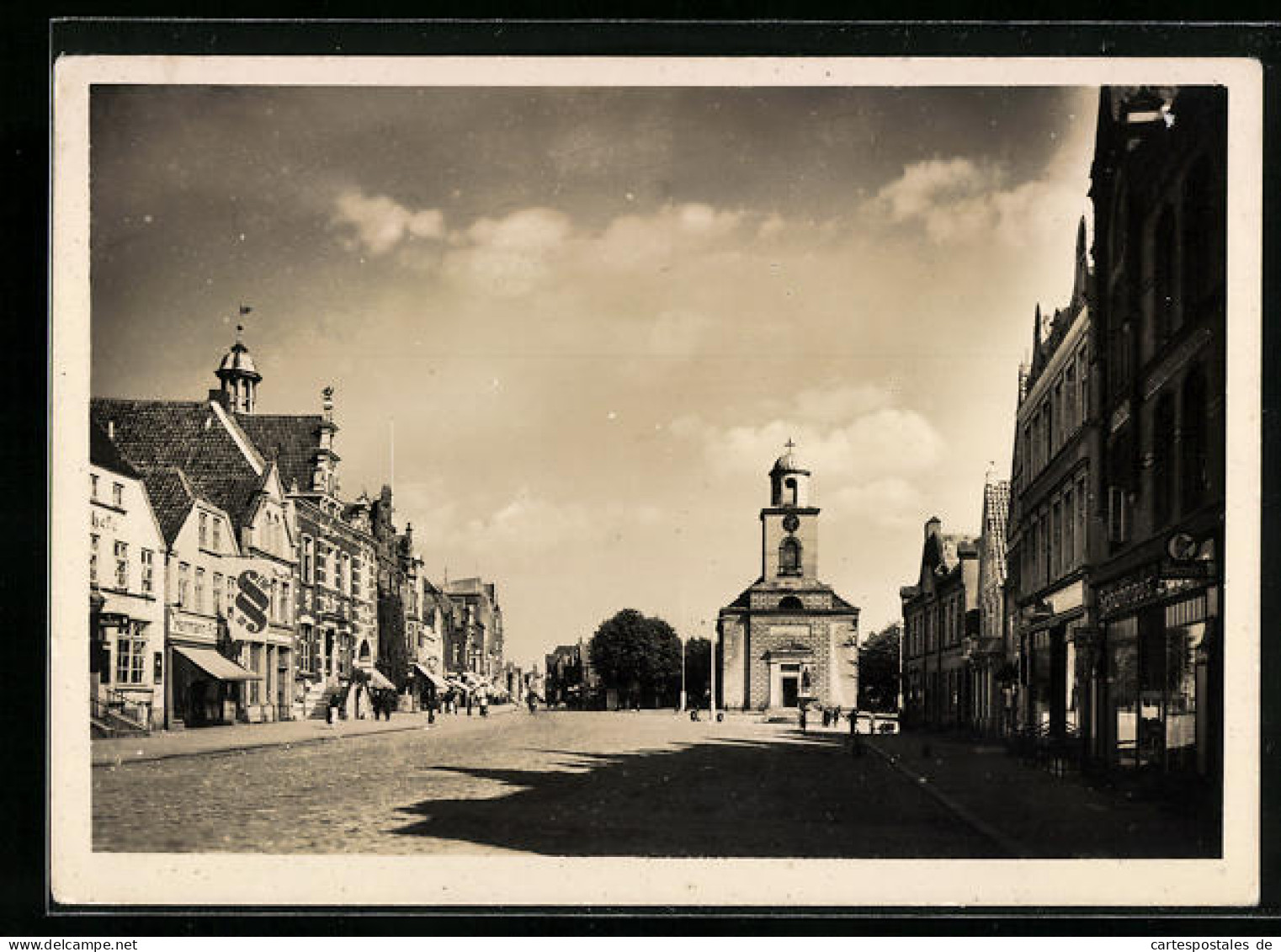 AK Husum, Blick In Die Grossstrasse  - Husum