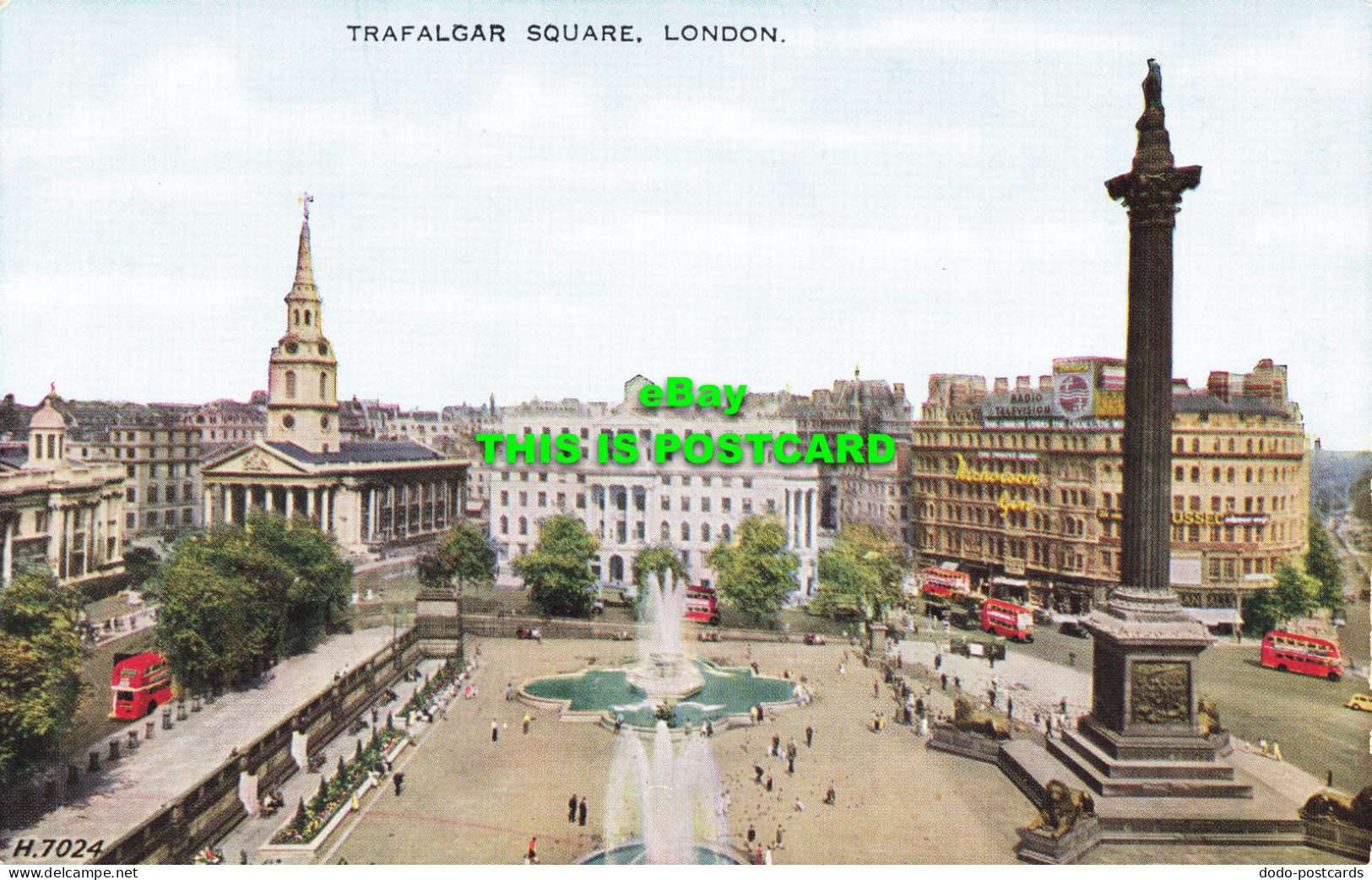 R568383 Trafalgar Square. London. H. 7024. Valesque Postcard. Valentines - Sonstige & Ohne Zuordnung