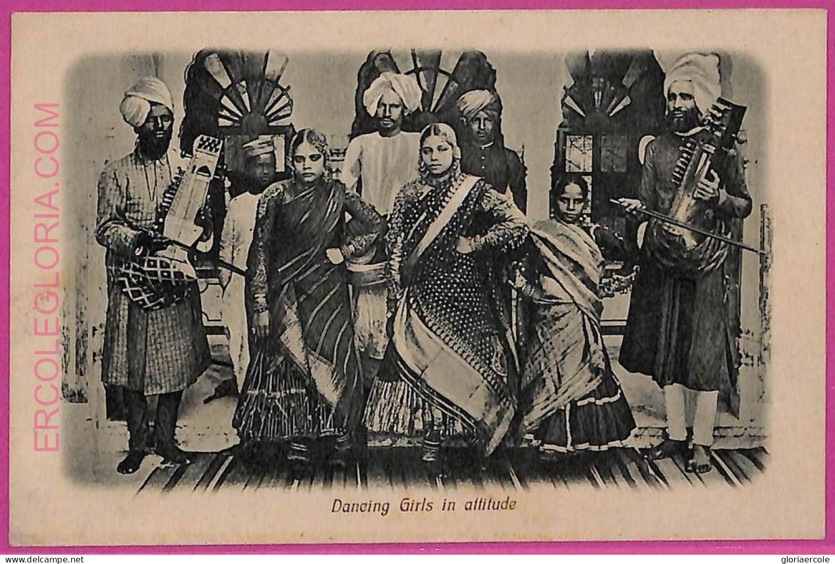 Ag3759  - INDIA - VINTAGE POSTCARD  - Dancing Girl - Inde