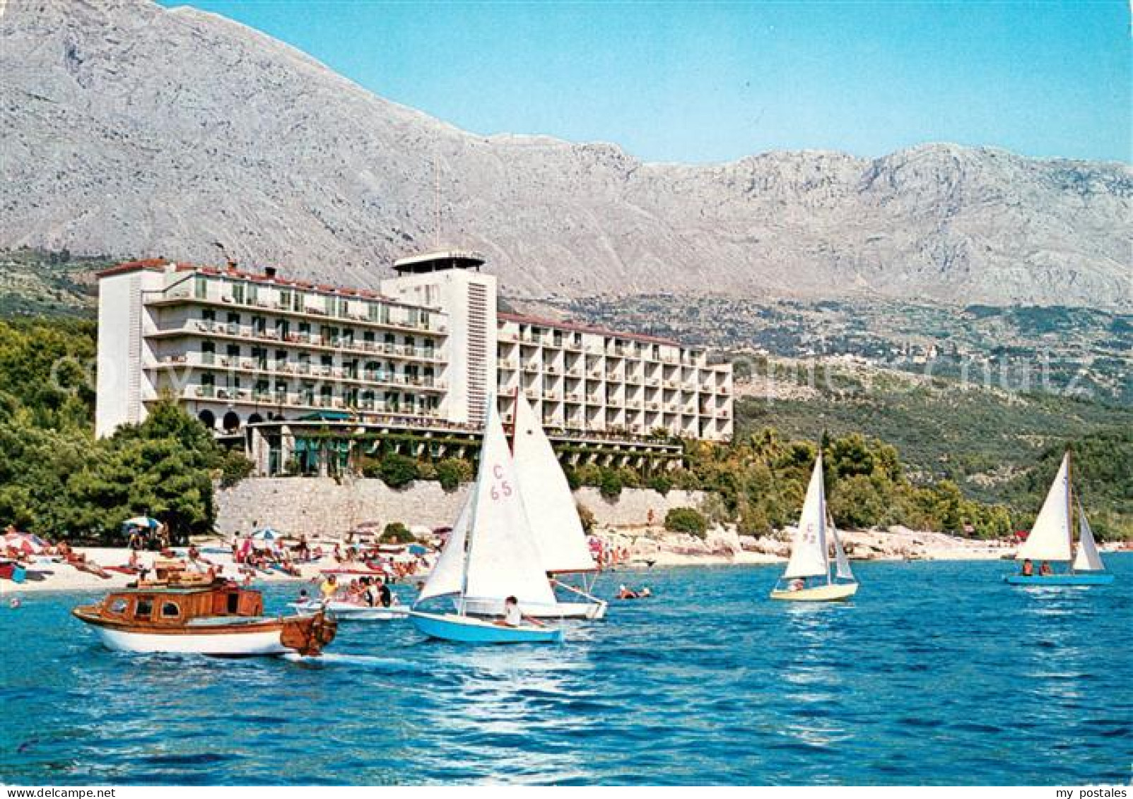 73656321 Tucepi Hotel Am Strand Segeln Ansicht Vom Meer Aus Berge Tucepi - Croazia