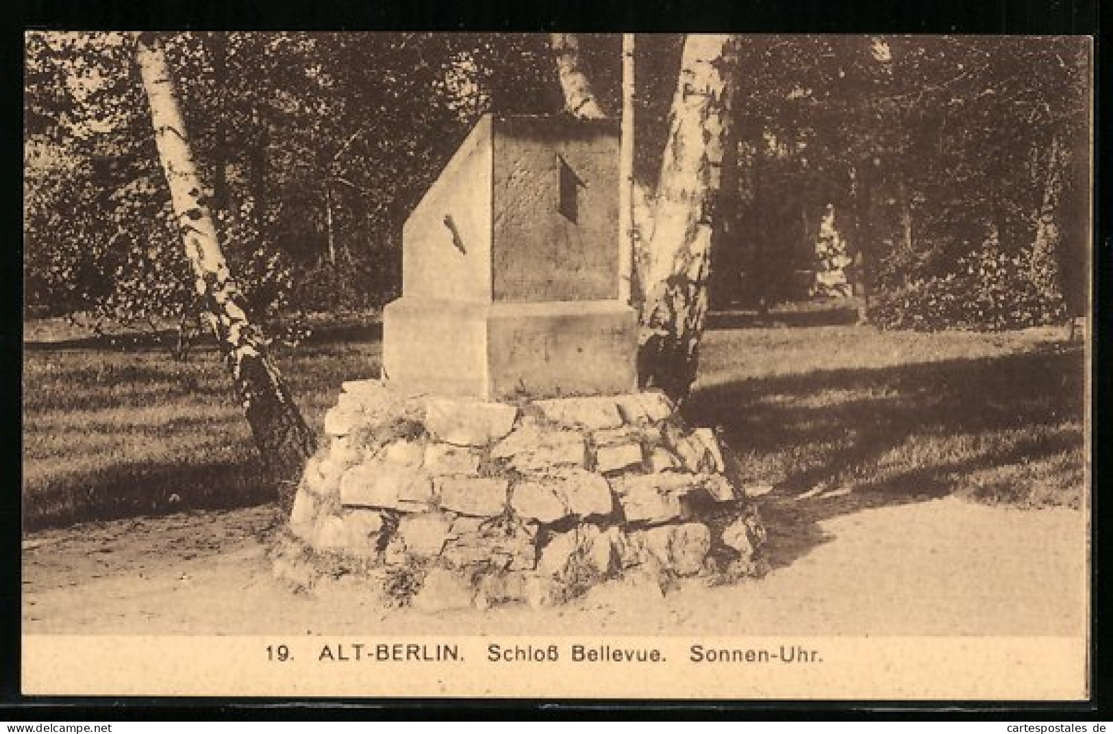 AK Alt-Berlin-Tiergarten, Sonnen-Uhr Am Schloss Bellevue  - Astronomía