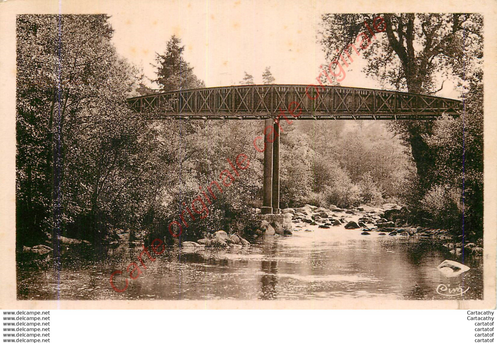 43.  LE CHAMBON SUR LIGNON .  La Passerelle De Salettes Sur Le LIgnon . - Le Chambon-sur-Lignon