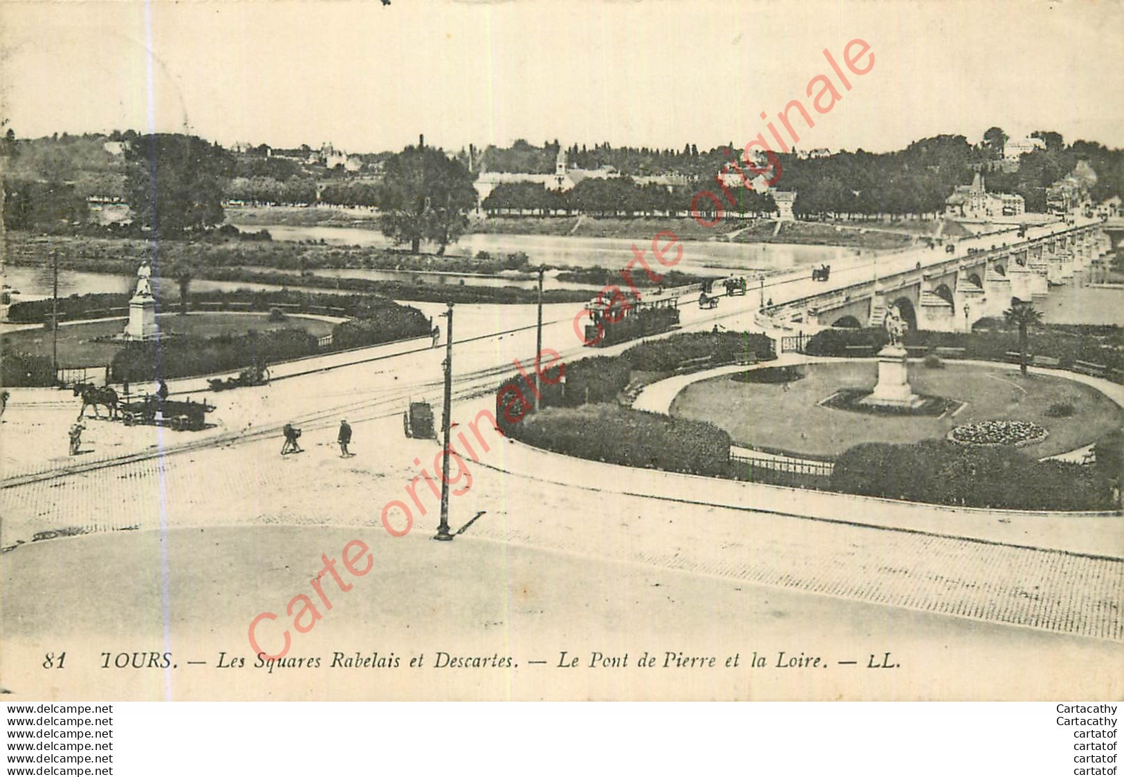 37.  TOURS .  Les Squares Rabelais Et Descartes . Le POnt De Pierre Et La Loire . - Tours