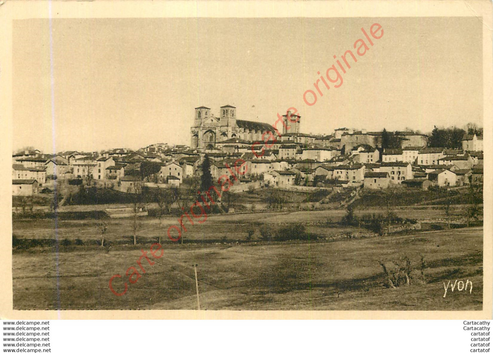 43.  LA CHAISE DIEU .  Vue Générale . - La Chaise Dieu