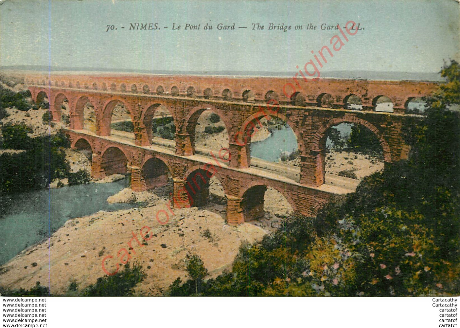 30.  NIMES .  Le POnt Du Gard . - Nîmes