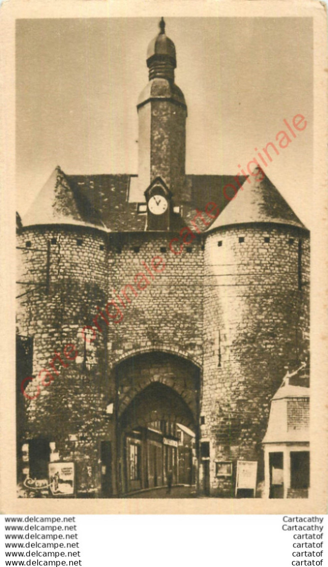 18.  MEHUN SUR YEVRE .  Porte De La Ville . L'Horloge . - Mehun-sur-Yèvre