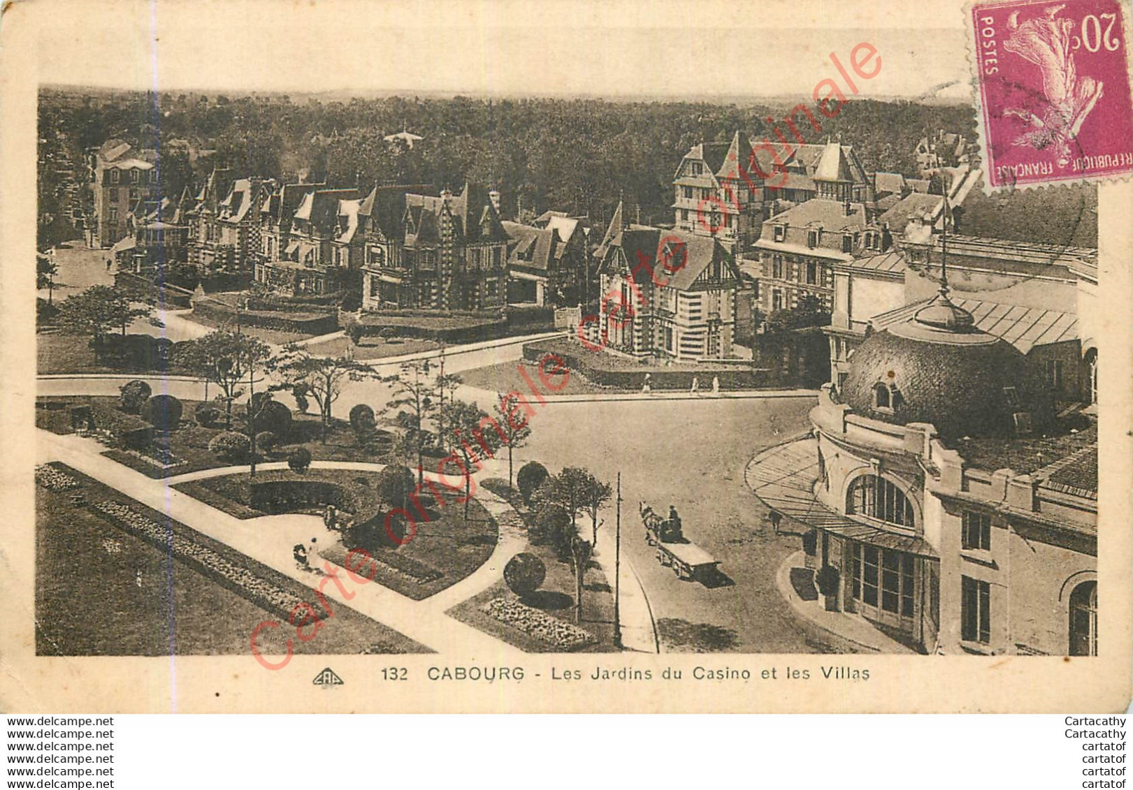 14.  CABOURG .  Les Jardins Du Casino Et Les Villas . - Cabourg