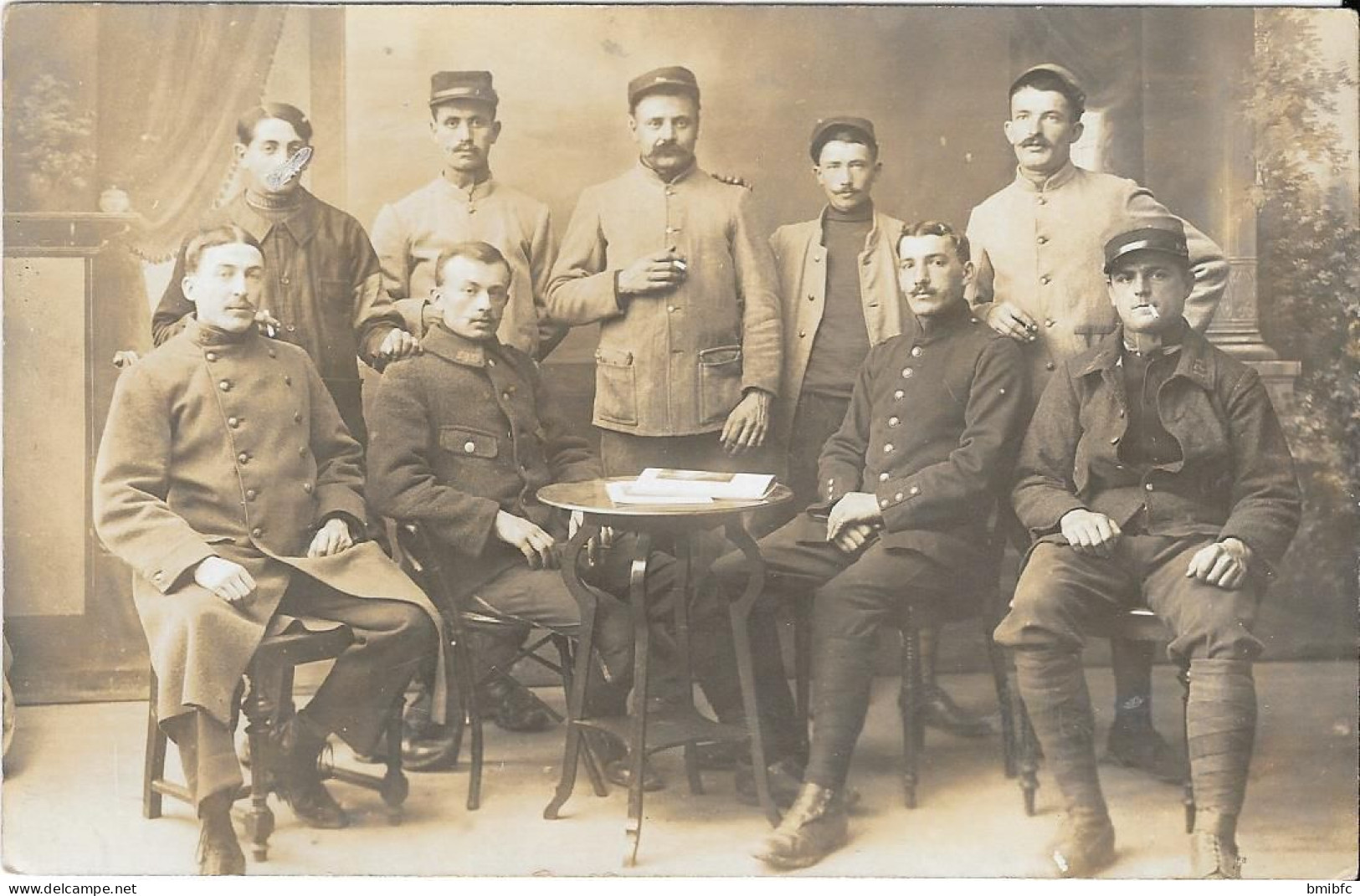 Carte Photo écrite Au Dos   Kriegsgefangenensendung - Personnages