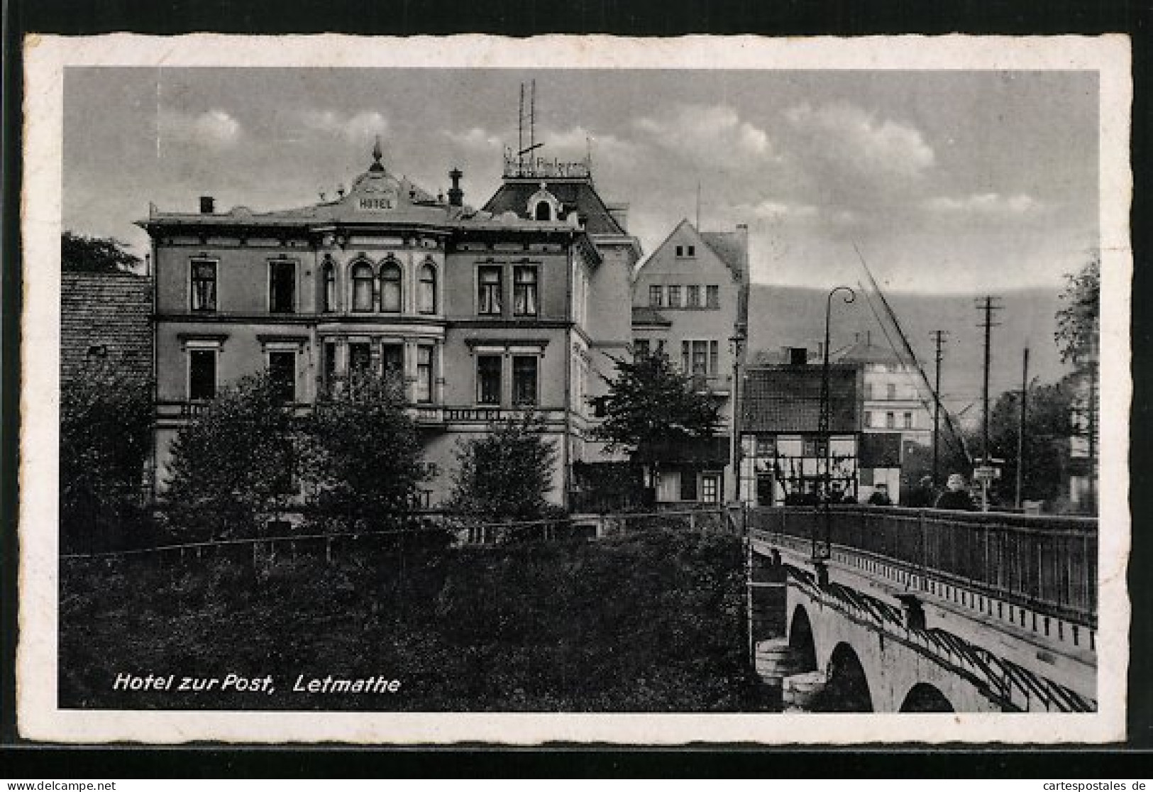 AK Letmathe Bei Iserlohn, Hotel Zur Post L. Erbeling, Gebäudeansicht Mit Brücke  - Letmathe