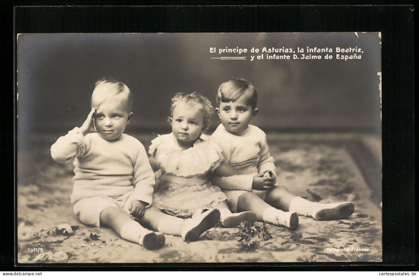 Postal El Principe De Asturias, La Infanta Beatriz Y El Infante D. Jaime De Espana  - Familles Royales