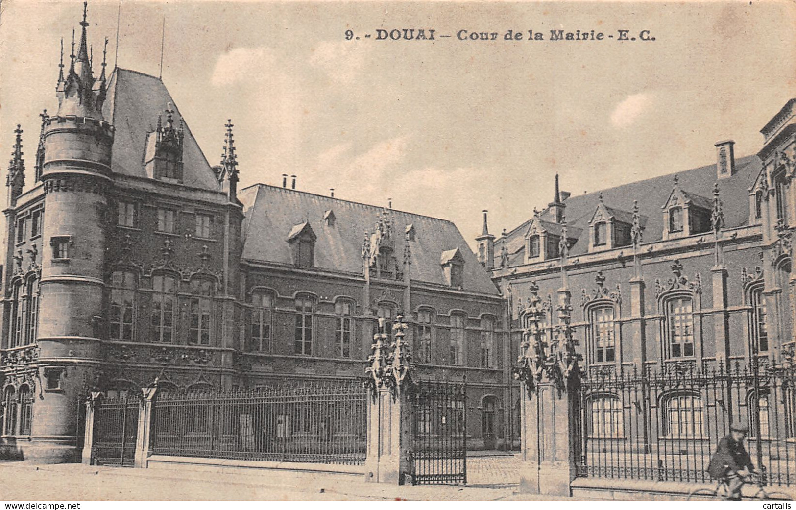 59-DOUAI-N°4459-H/0303 - Douai