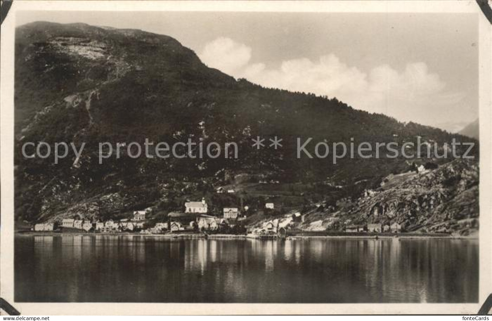 11969838 Hellesylt Ortsansicht Norwegen - Noruega