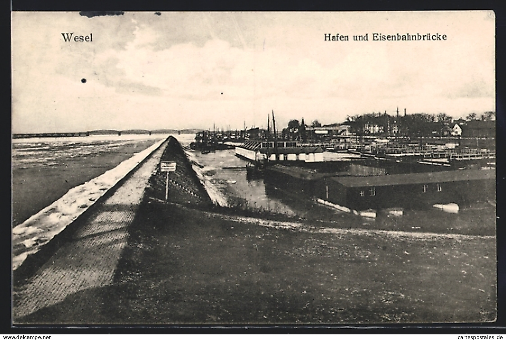AK Wesel / Rhein, Hafen Und Eisenbahnbrücke  - Wesel