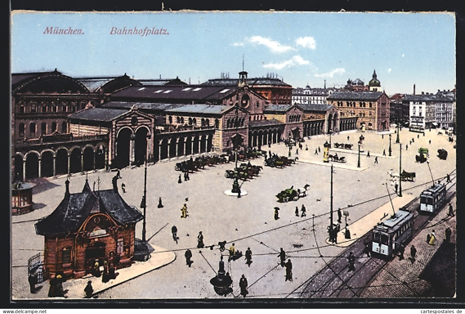 AK München, Bahnhofplatz Mit Strassenbahnen, Blick Auf Den Bahnhof  - Strassenbahnen