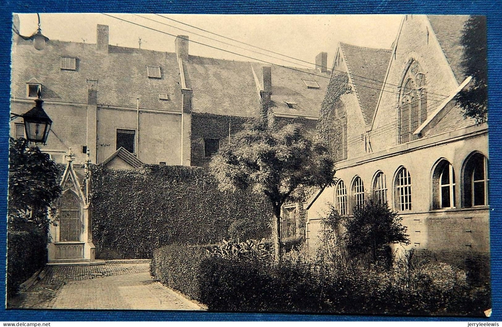 ANTWERPEN  - ANVERS - Sint Elisabethgasthuis - Hôpital Ste Elisabeth  - Zicht Op De Kapel  - Vue Sur La Chapelle - Antwerpen