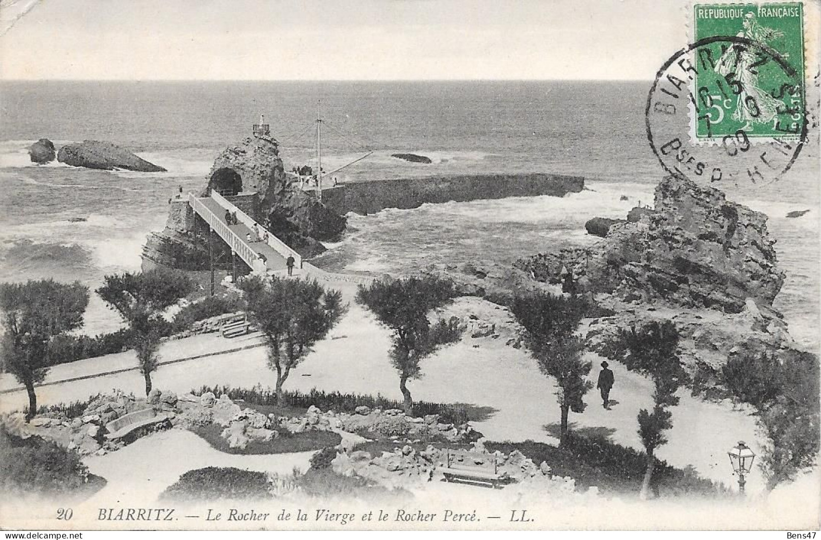 64 Biarritz Le Rocher De La Vierge Et La RocherPercé - Biarritz