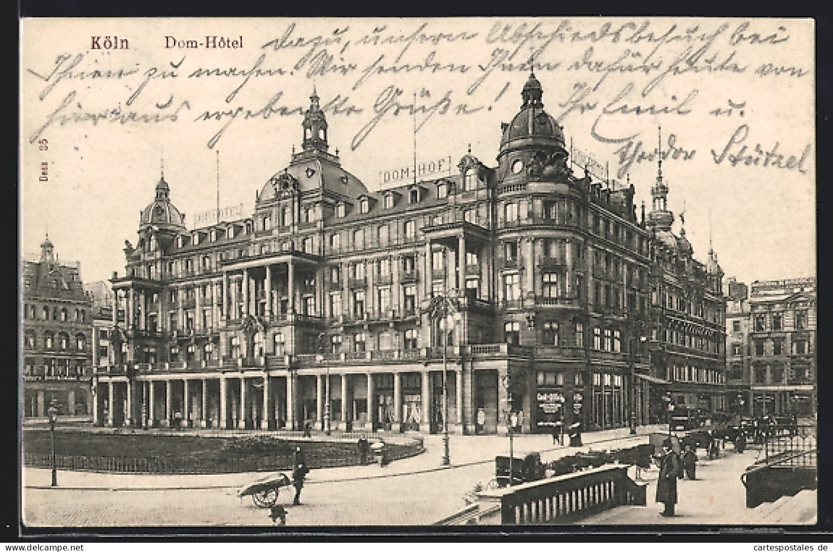 AK Köln, Dom-Hotel Mit Strasse Und Droschken  - Koeln