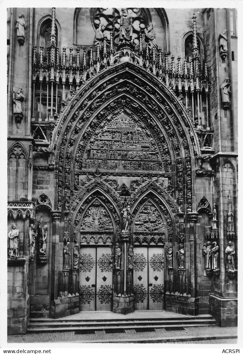 68 THANN  Le Grand  Portail De La Cathédrale édition Photomaag  N° 43 \MK3000 - Thann