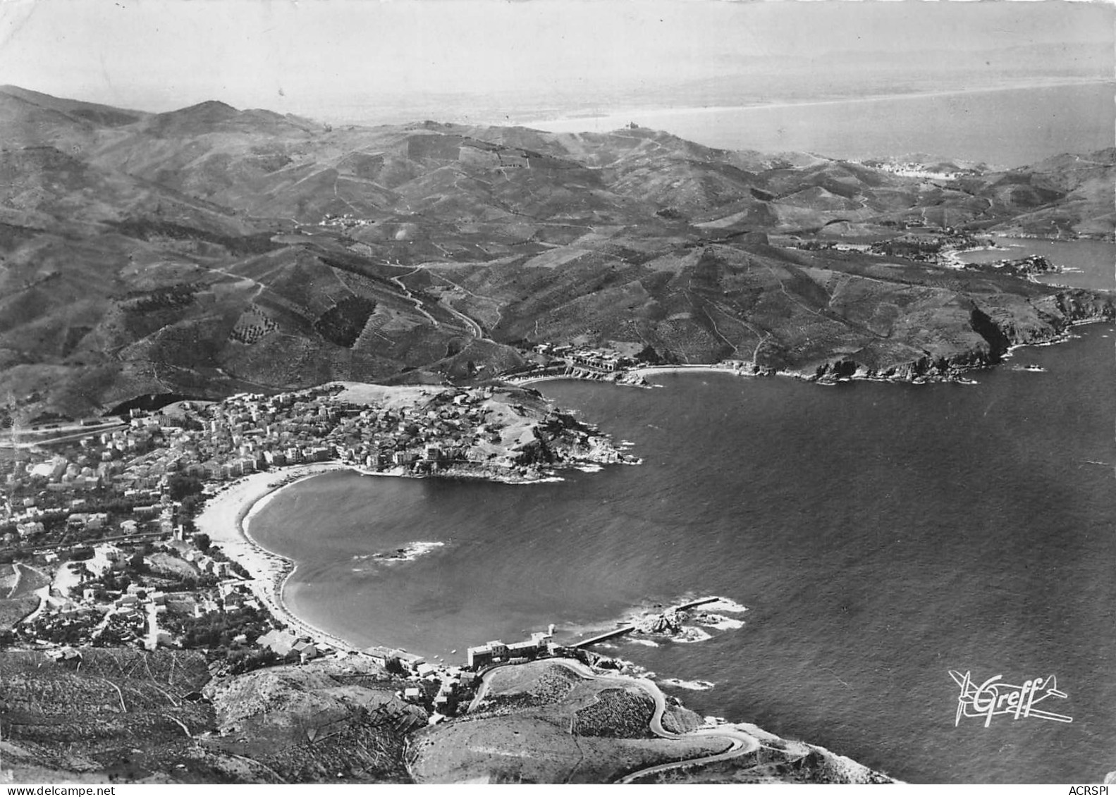 66  BANYULS SUR MER  Vue Aérienne Ensemble De La Ville Et Du Littoral   N° 108 \MK3002 - Banyuls Sur Mer