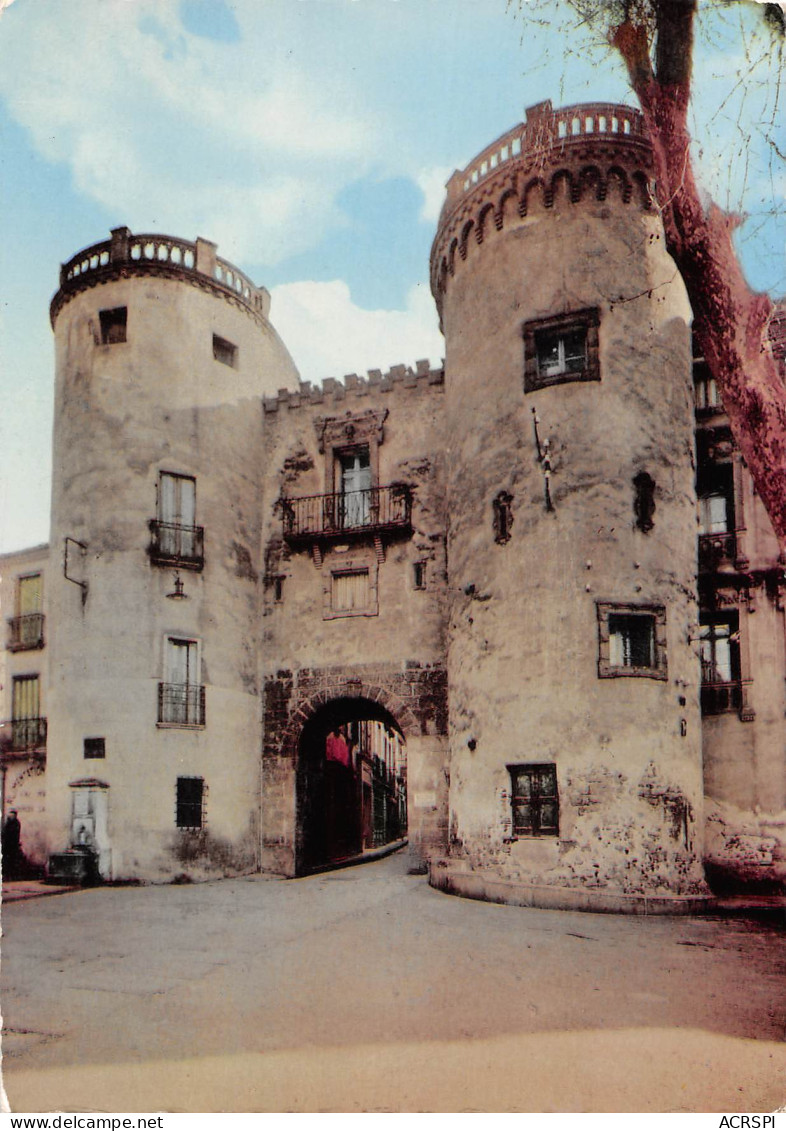 66  CERET Les Deux Tours Et Le Porte De France  N° 123 \MK3002 - Ceret