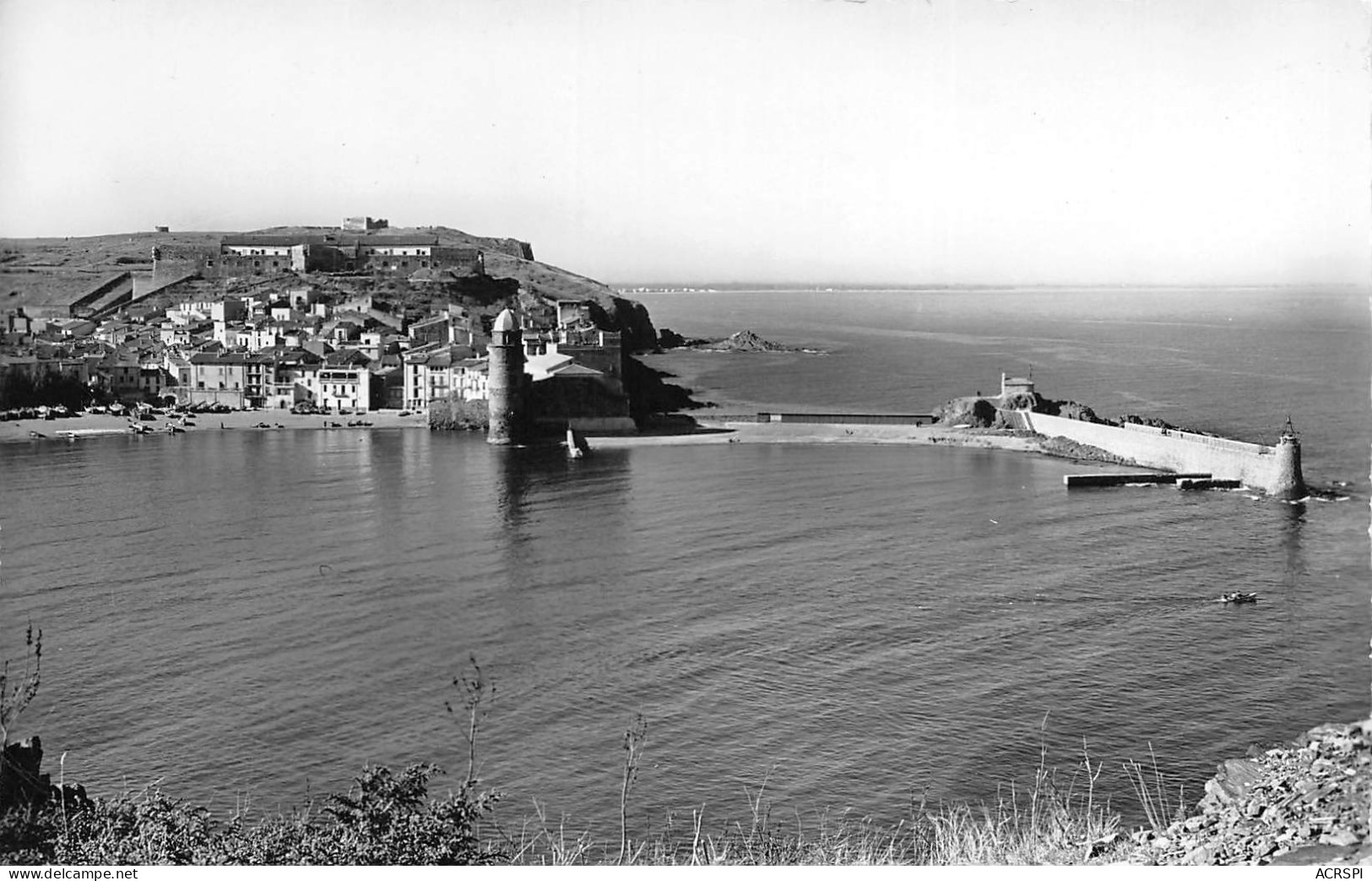 66   COLLIOURE  La Ville Et La Rade  N° 81 \MK3002 - Collioure