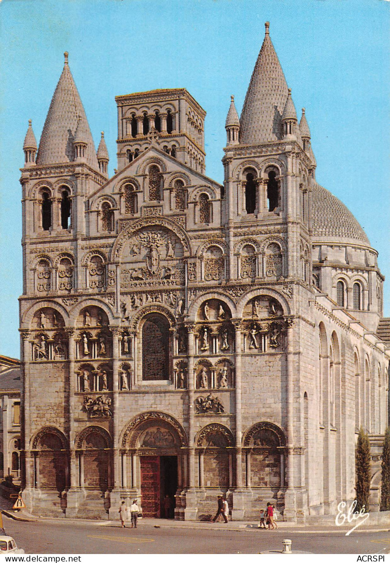 16  ANGOULEME  La Cathédrale  Saint Pierre  N° 50 \MK3003 - Angouleme